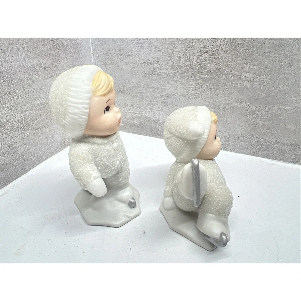 VTG Homeco Snow Babies Ice Skating Set of 2 Christmas Pottery